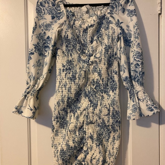 Floral drawstring front bodycon dress - Picture 3 of 5